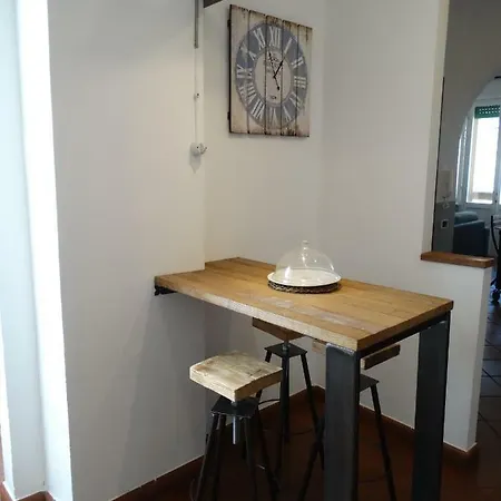 La Porta Di Neno Apartment *